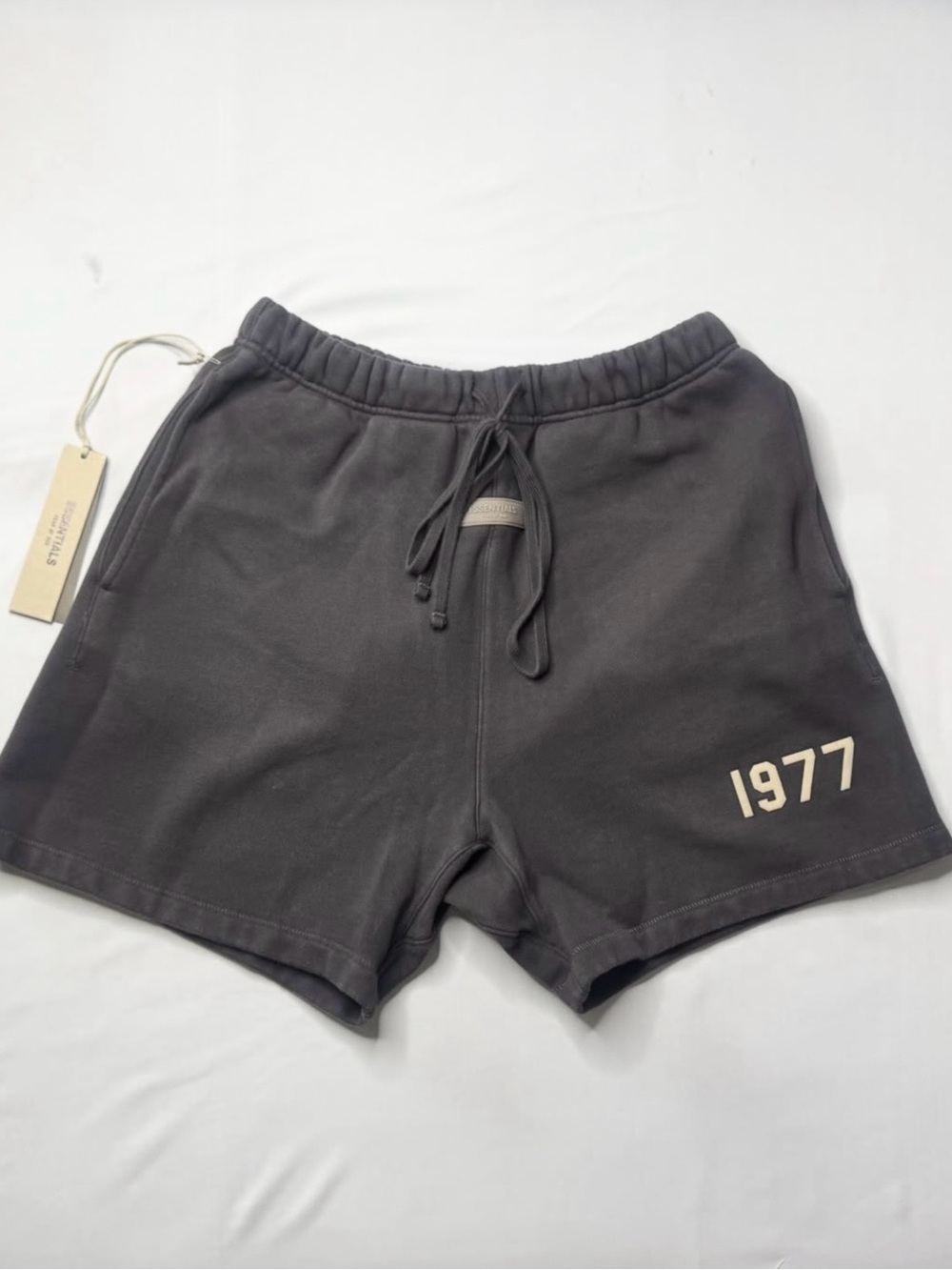 Essentials 1977 men’s shorts